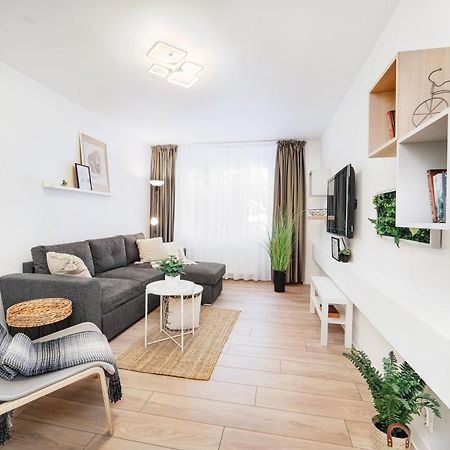Family Stay - Calliope Apartment - By Openhouse Temeşvar Dış mekan fotoğraf